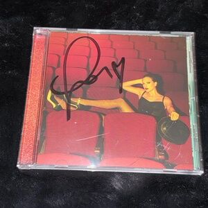 Taylor Swift The Life of a Showgirl Signed CD Photo #4
